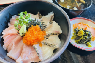 鯛とマグロの丼